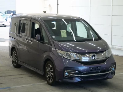 Honda STEPWGN SPADA