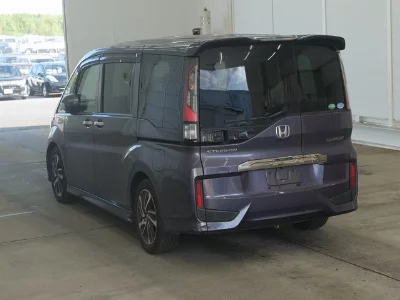 Honda STEPWGN SPADA