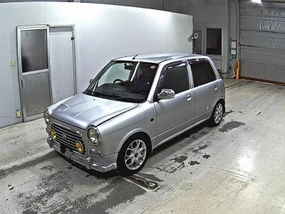 Daihatsu Mira Gino