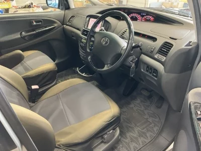 Toyota ESTIMA T