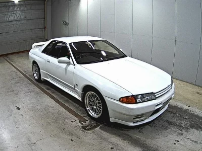 NISSAN SKYLINE