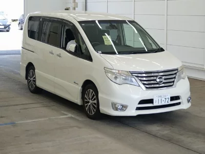 NISSAN SERENA