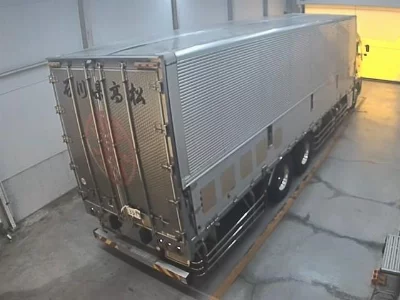 NISSAN UD