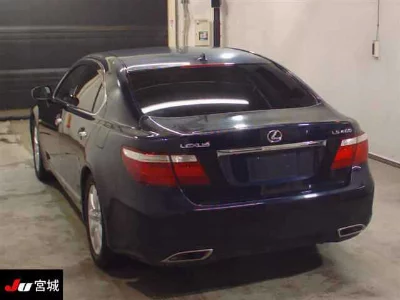 Lexus LS460L