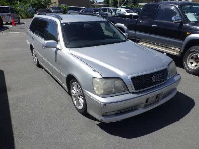 Toyota Crown Estate