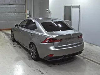 Lexus IS300h