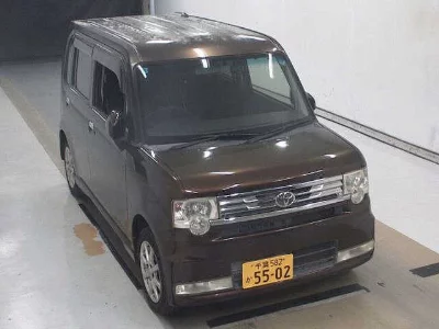 Toyota Pixis Space