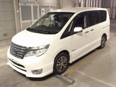 NISSAN SERENA