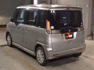 Suzuki Spacia