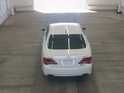 Toyota CROWN HYBRID