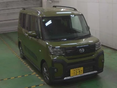 DAIHATSU TANTO FUN CROSS