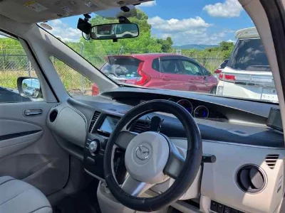 Mazda Biante
