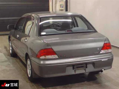 Mitsubishi Lancer Cedia