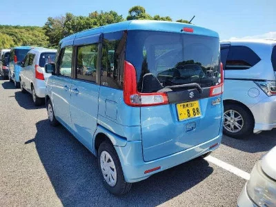 Suzuki Spacia