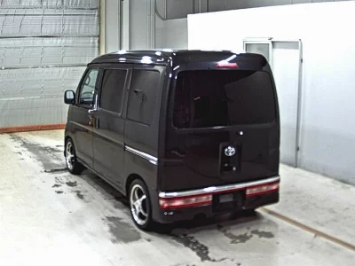 Toyota Pixis Van