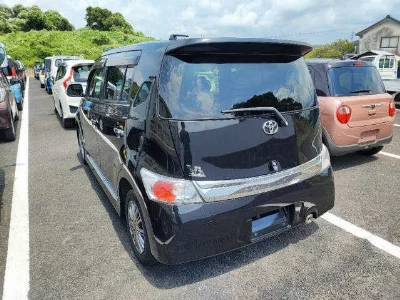 Toyota bB