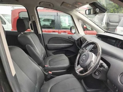 Mazda Biante
