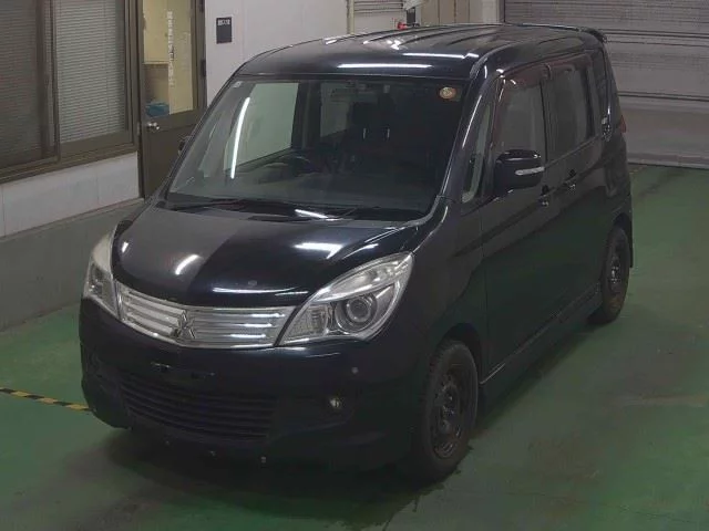 Mitsubishi Delica D:2  с аукциона в Японии