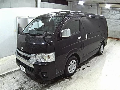 TOYOTA HIACE WAGON