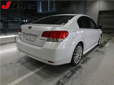 Subaru LEGACY B4
