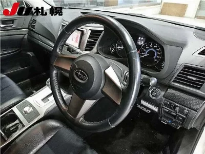 Subaru LEGACY B4