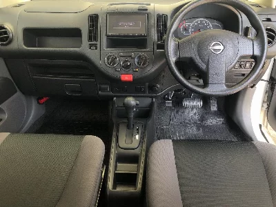 Nissan AD