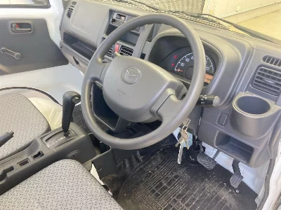Mazda Scrum Truck
