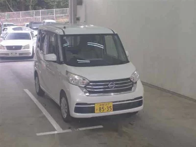 NISSAN DAYZ ROOX