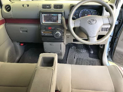 Daihatsu Move Conte