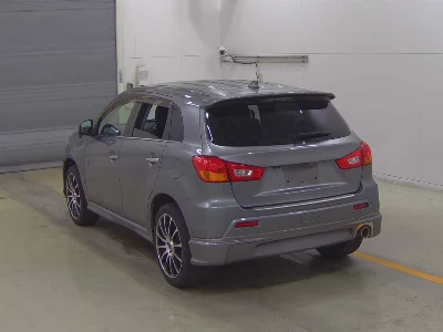 Mitsubishi RVR