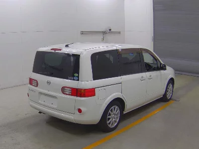 Nissan Lafesta