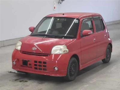 Daihatsu Esse