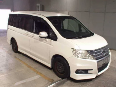 Honda STEPWGN SPADA