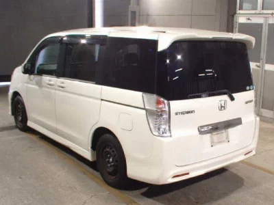 Honda STEPWGN SPADA