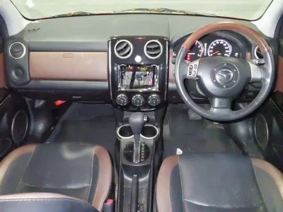 Mazda Verisa