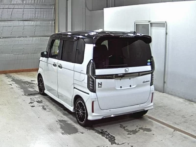 Honda N BOX CUSTOM