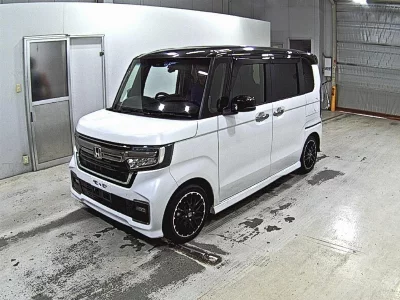 Honda N BOX CUSTOM