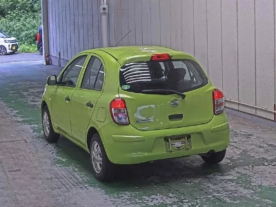 Nissan March