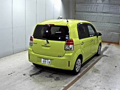Toyota Spade