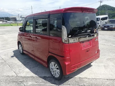 Suzuki Spacia Custom