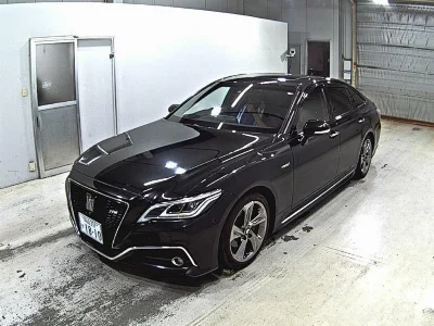 Toyota CROWN HYBRID