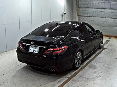 Toyota CROWN HYBRID