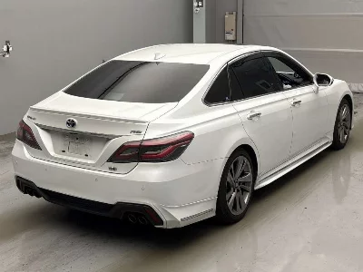Статистика аукционов Toyota CROWN HYBRID