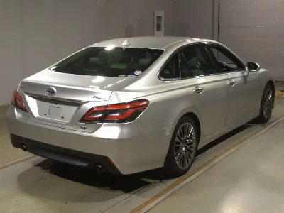 Toyota CROWN HYBRID