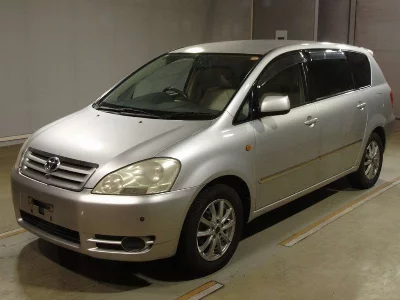 Toyota Ipsum