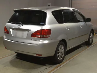 Toyota Ipsum