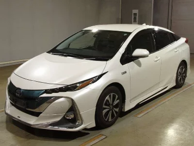 Toyota Prius PHV