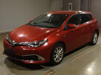 TOYOTA AURIS