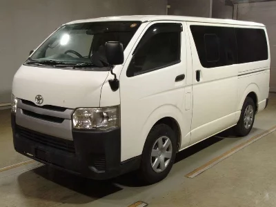 Toyota HiAce Van