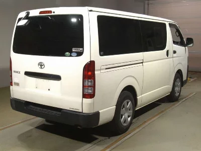 Toyota HiAce Van